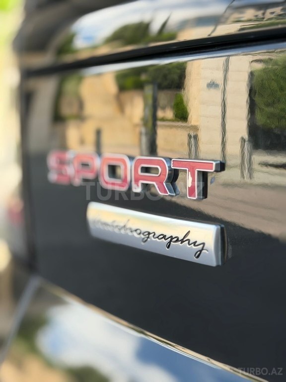 Land Rover RR Sport