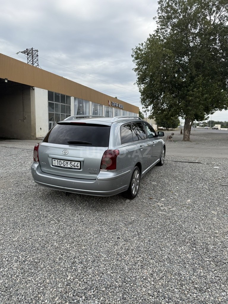Toyota Avensis