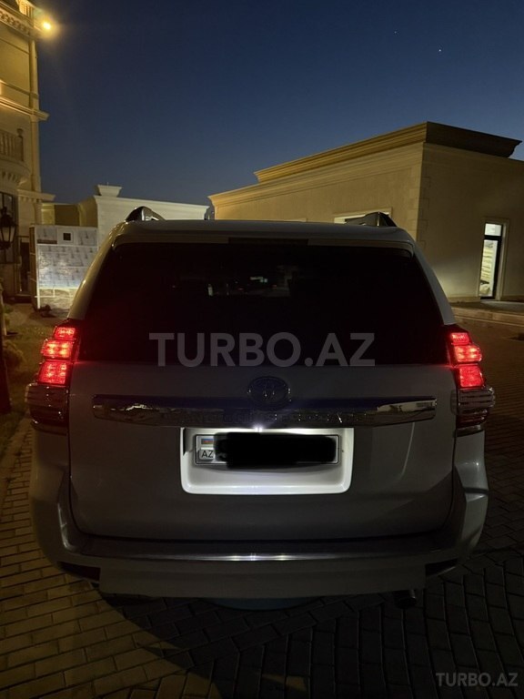 Toyota Land Cruiser Prado
