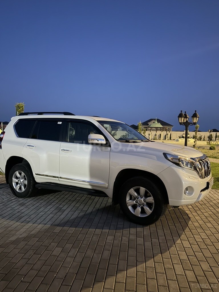 Toyota Land Cruiser Prado