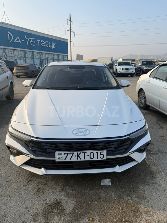 Hyundai Elantra