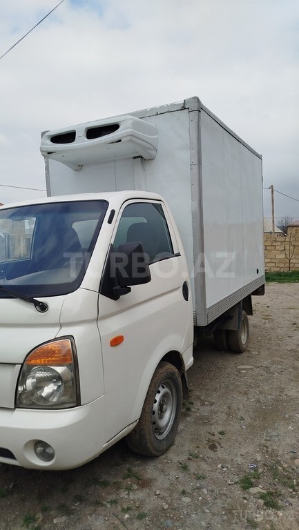 Hyundai H 100
