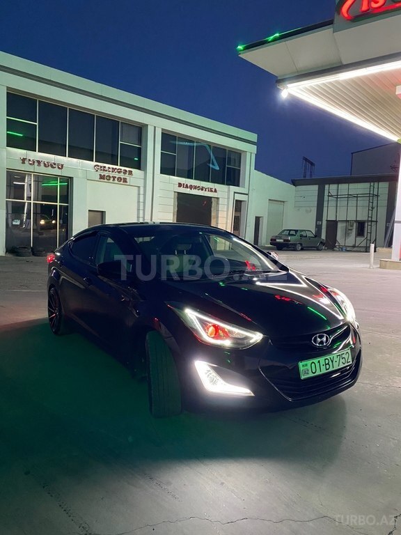 Hyundai Elantra
