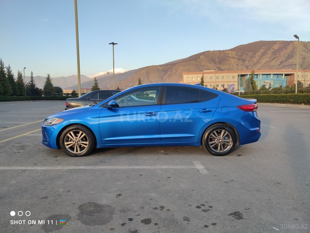 Hyundai Elantra