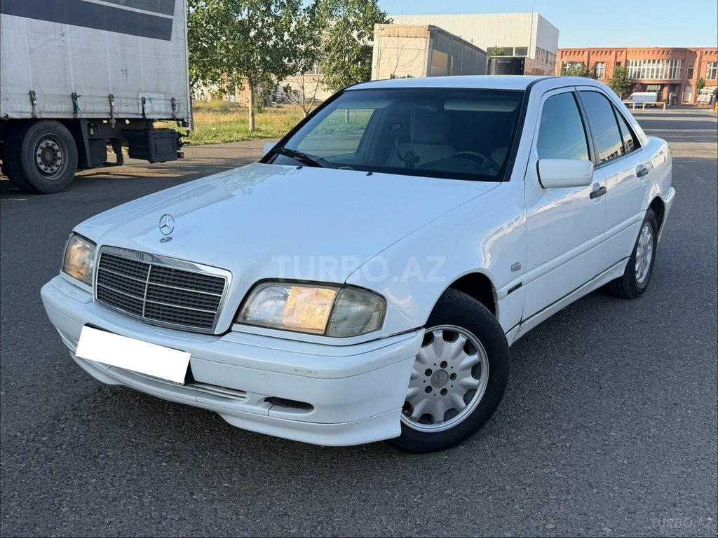 Mercedes C 220