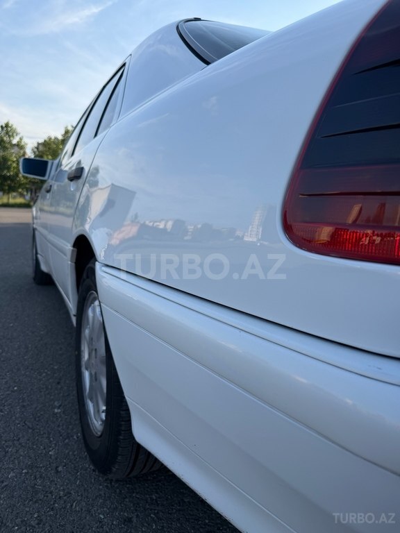 Mercedes C 220