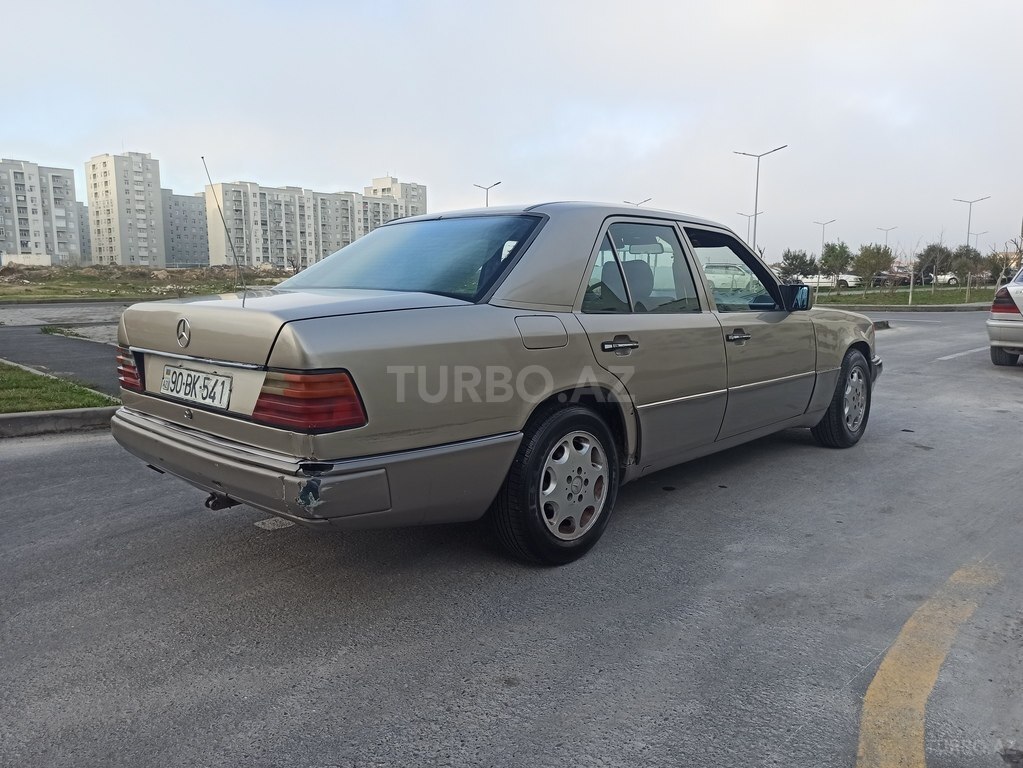 Mercedes 250 D