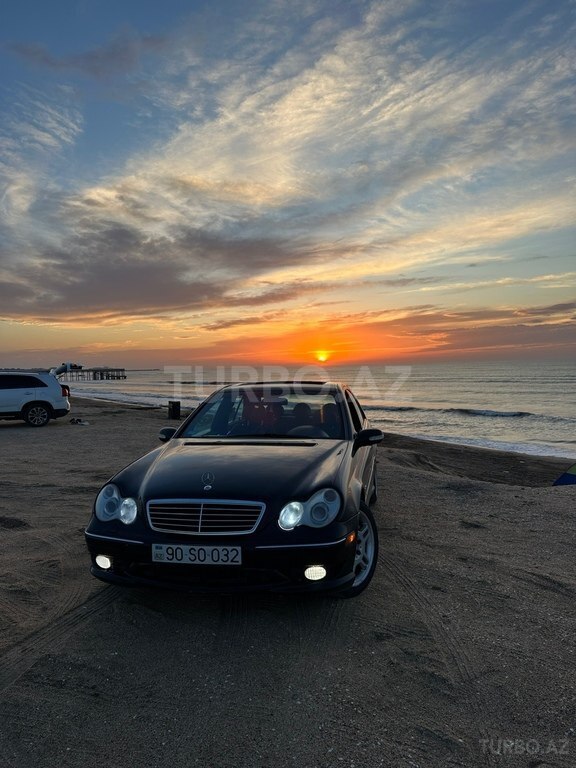 Mercedes C 240