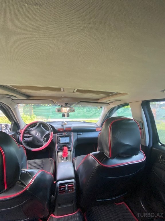 Mercedes C 200