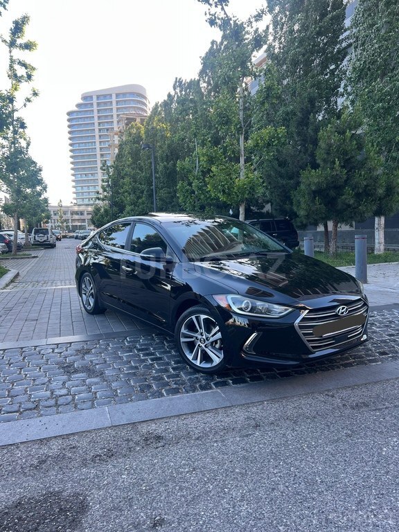 Hyundai Elantra