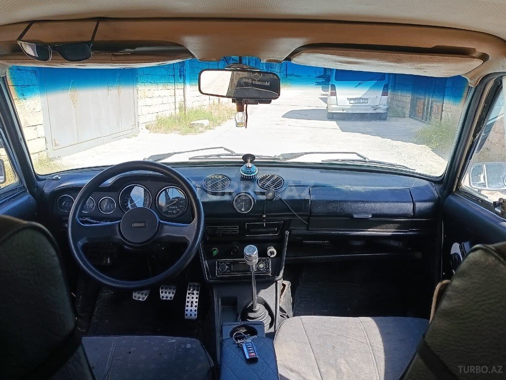 LADA (VAZ) 2106
