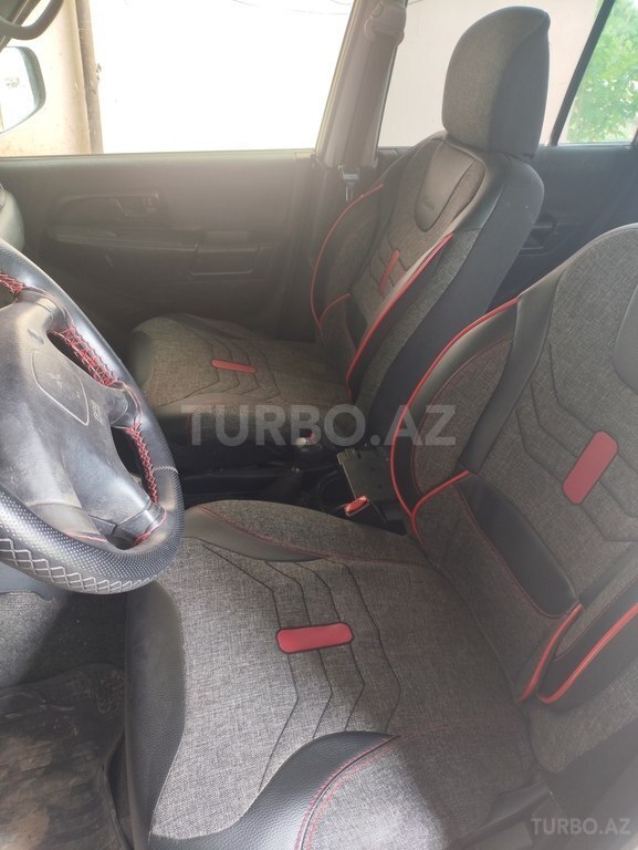 Mitsubishi Pajero io