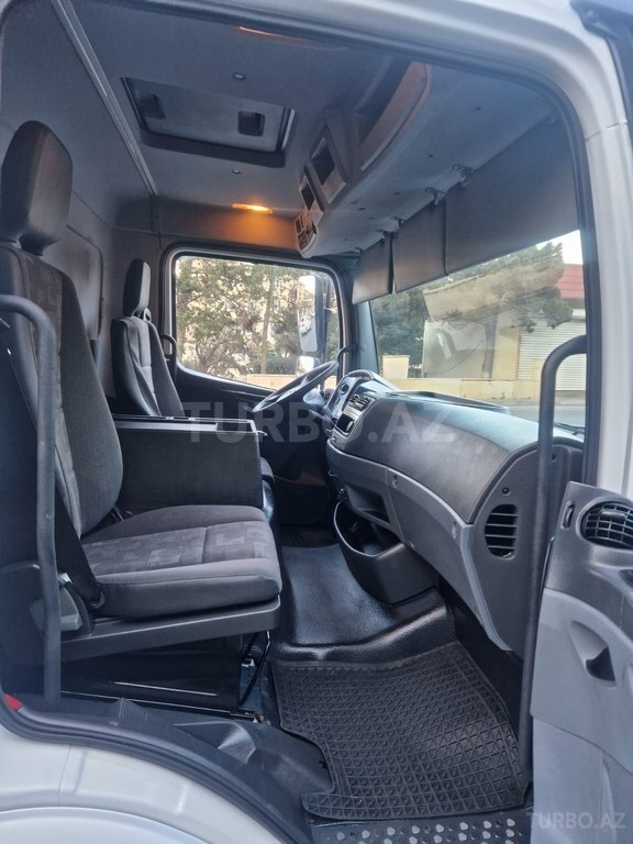 Mercedes Atego 818