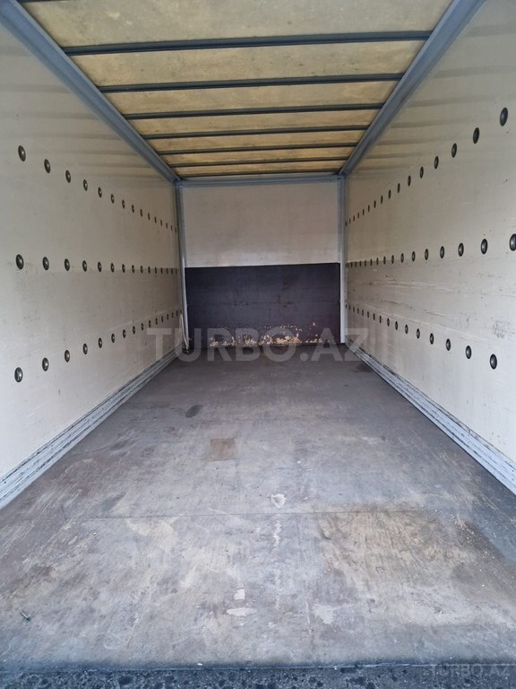 Mercedes Atego 818
