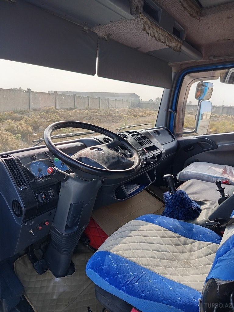 Mercedes Atego 815