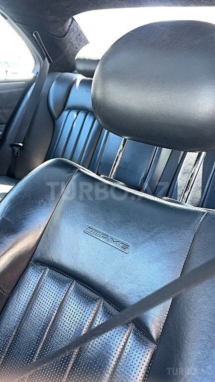 Mercedes C 32 AMG