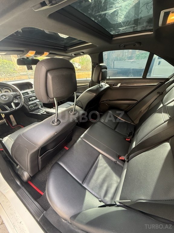 Mercedes C 250