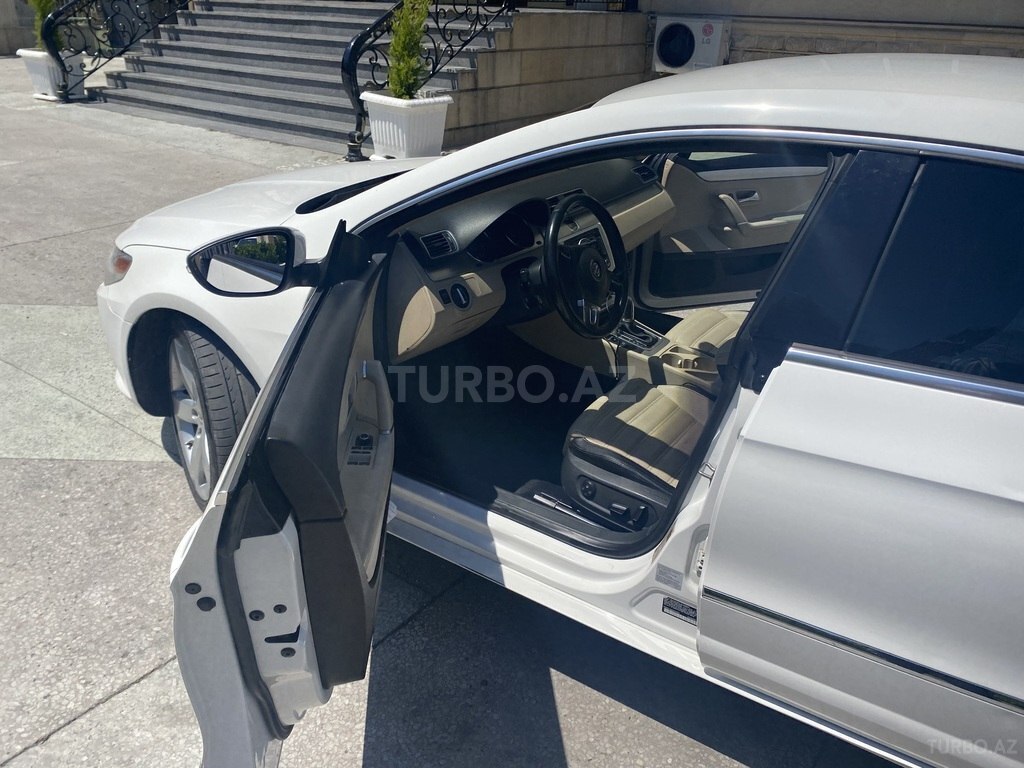 Volkswagen Passat CC