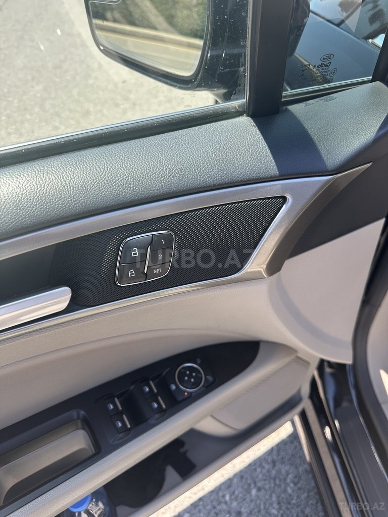 Ford Fusion (North America)