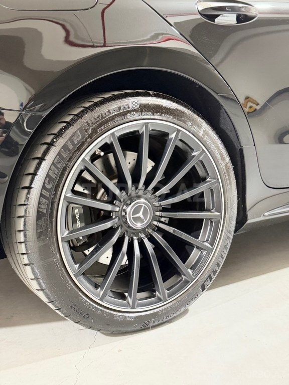Mercedes AMG GT 53 4MATIC+