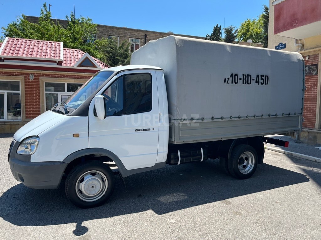 GAZ GAZel (3302-744)