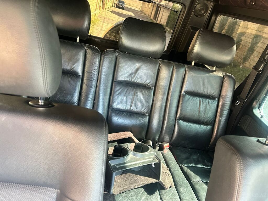 Mercedes G 500