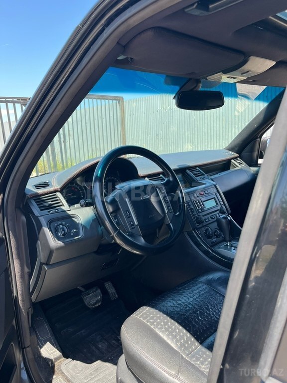 Land Rover RR Sport