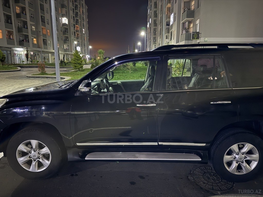 Toyota Land Cruiser Prado