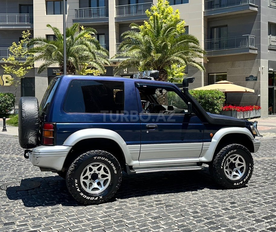 Mitsubishi Pajero