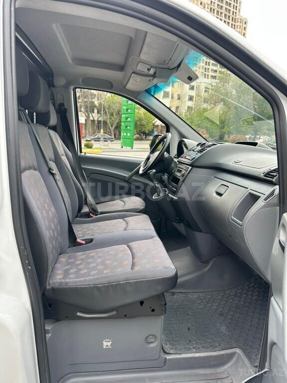 Mercedes Vito