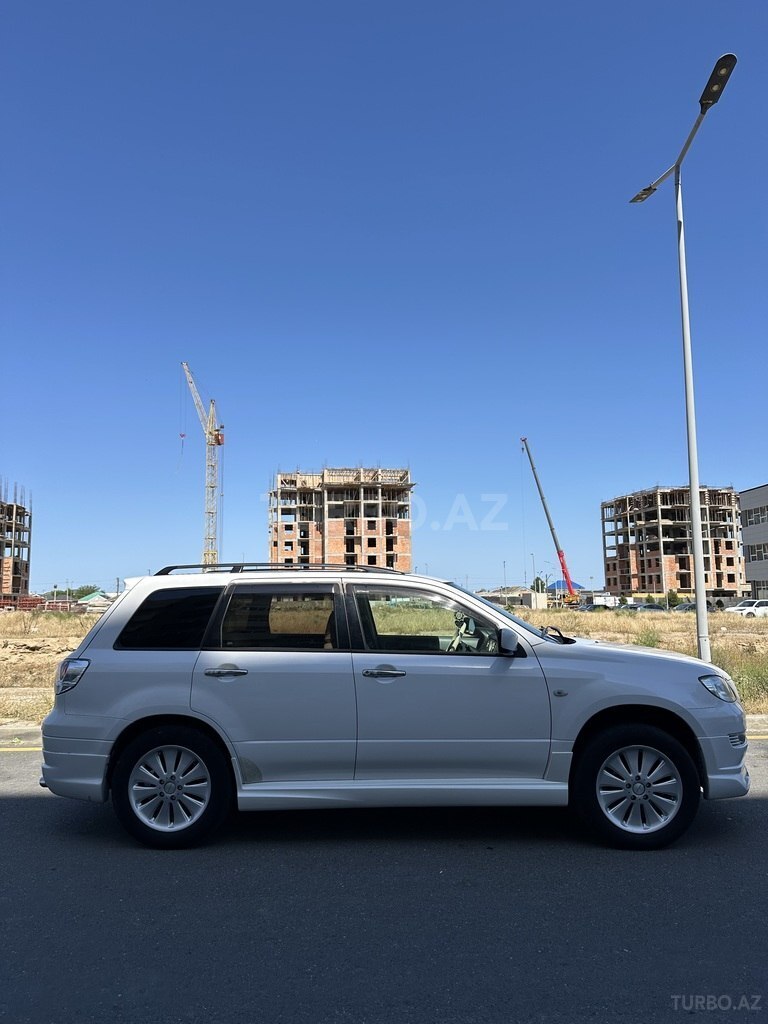 Mitsubishi Airtrek