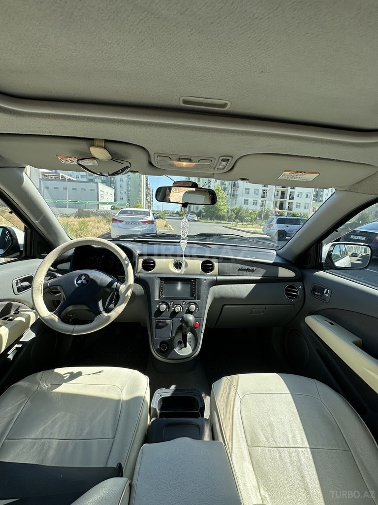 Mitsubishi Airtrek