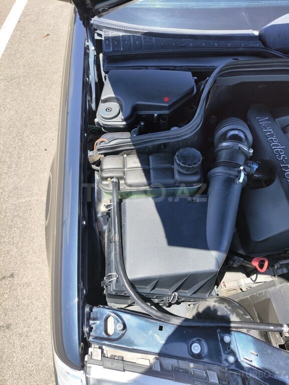 Mercedes C 240