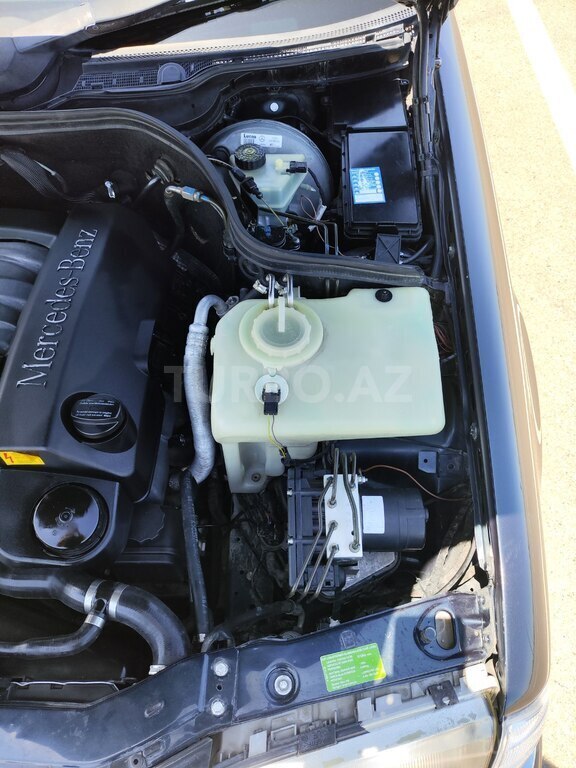 Mercedes C 240