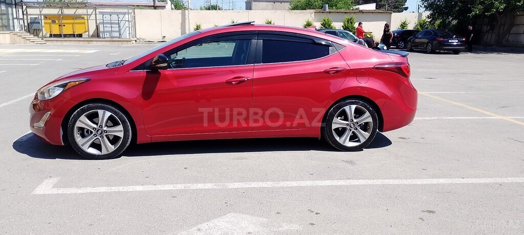 Hyundai Elantra