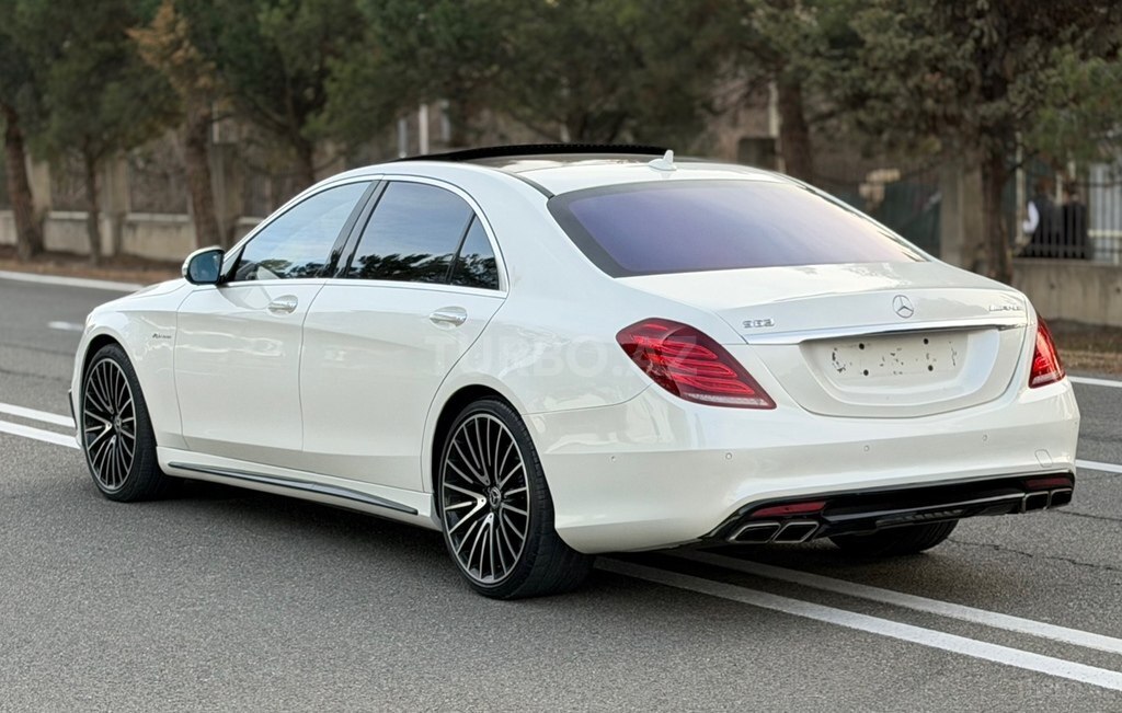 Mercedes S 500 4MATIC