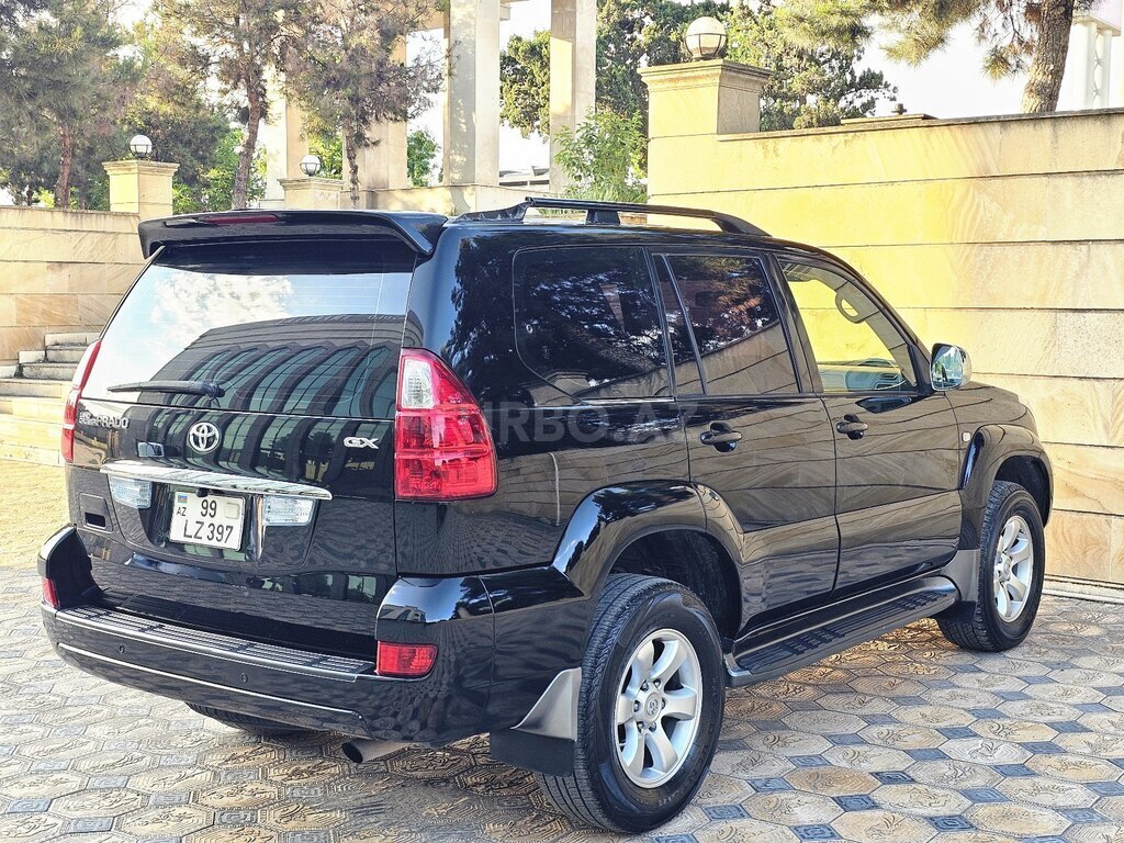 Toyota Land Cruiser Prado