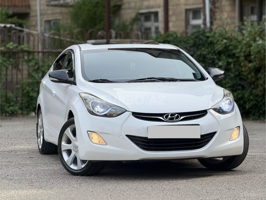 Hyundai Elantra