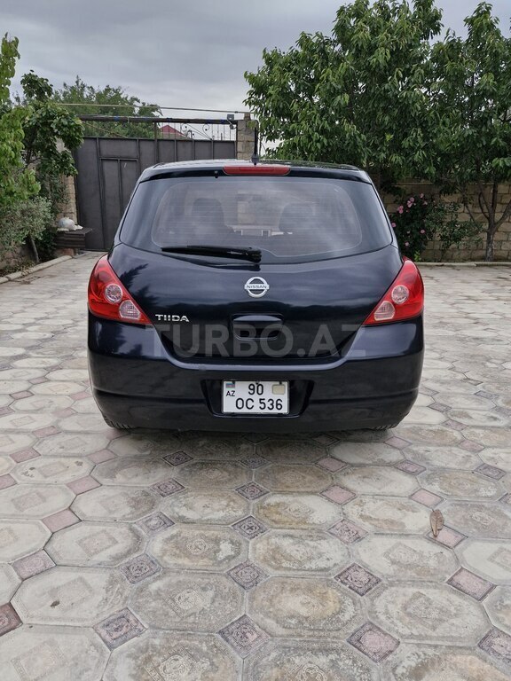Nissan Tiida