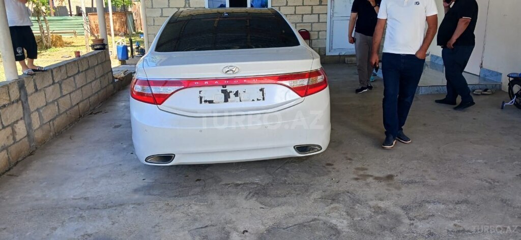 Hyundai Grandeur