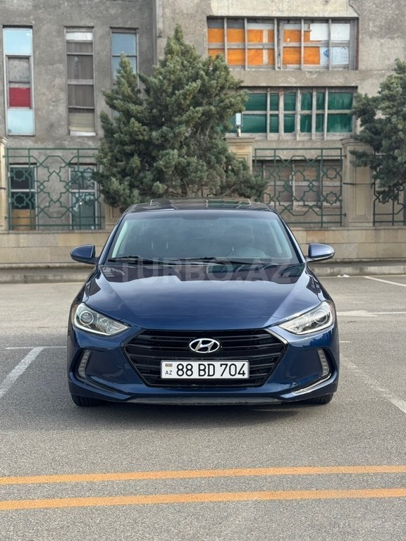 Hyundai Elantra