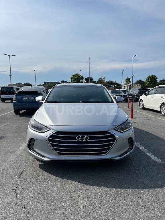 Hyundai Elantra