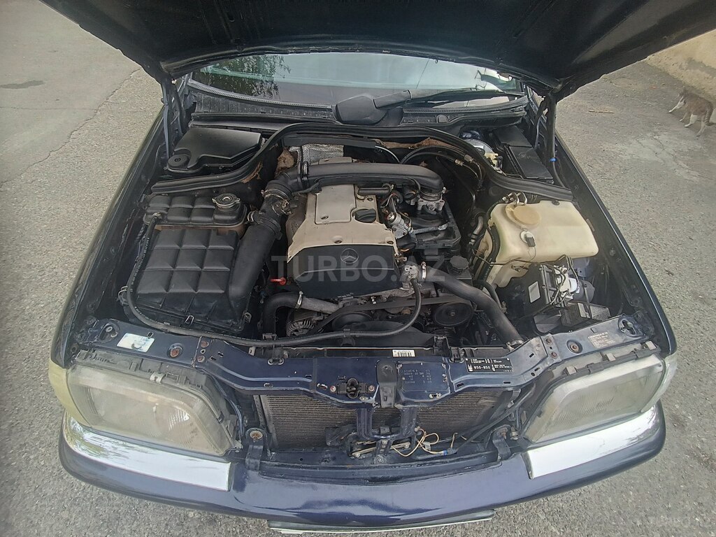 Mercedes C 180
