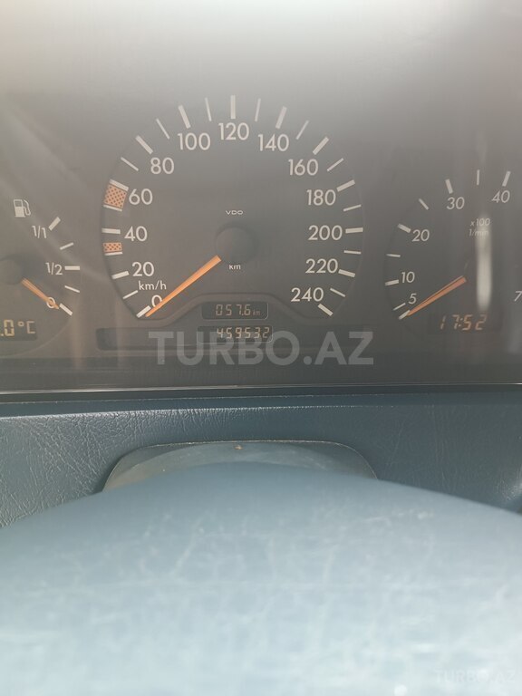 Mercedes C 180