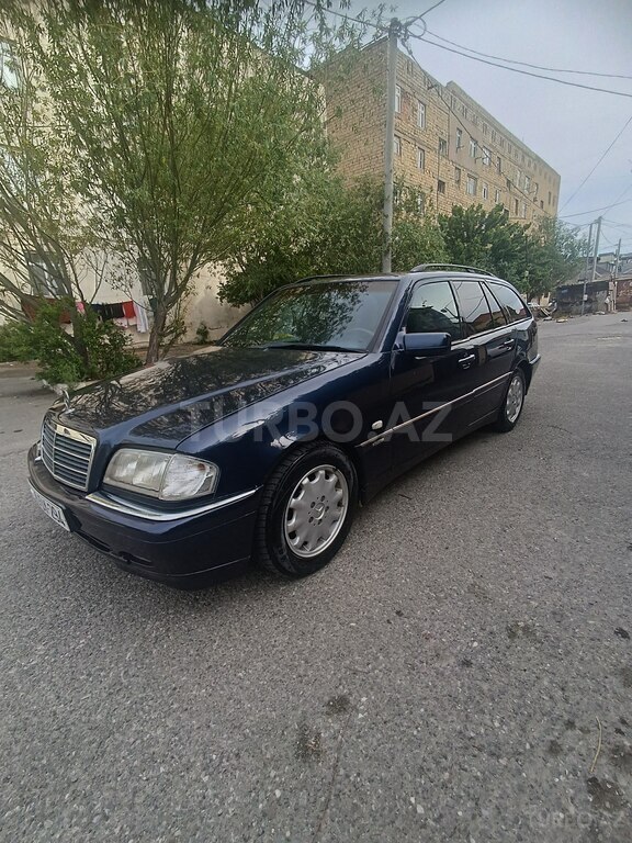 Mercedes C 180
