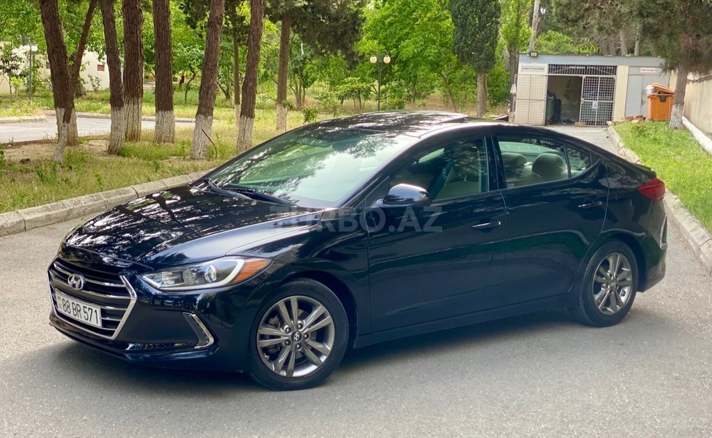 Hyundai Elantra