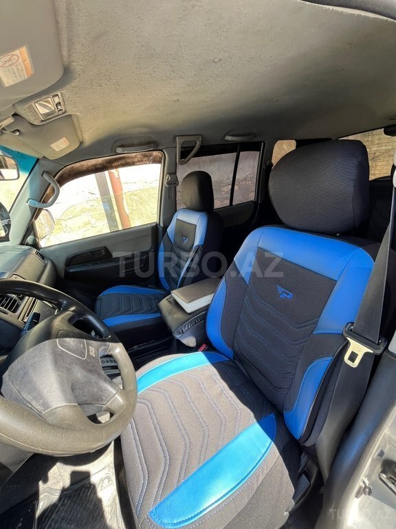 Mitsubishi Pajero io