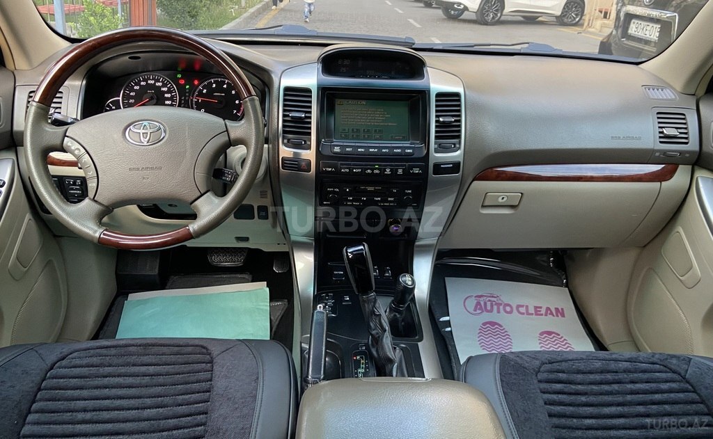 Toyota Land Cruiser Prado
