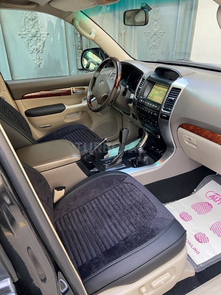 Toyota Land Cruiser Prado