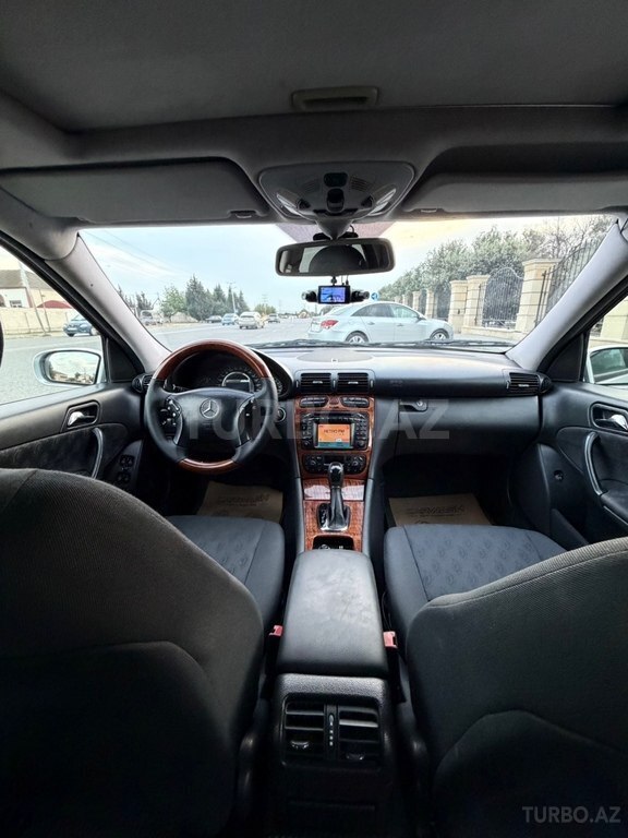 Mercedes C 180
